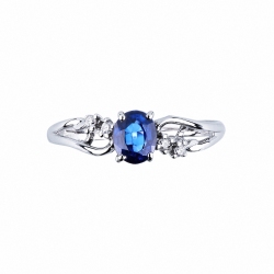 Bague bandeau en or blanc avec saphir bleu ovale et diamants 2