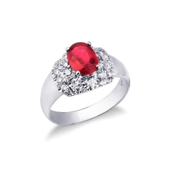 Bague en avec Rubis Ovale et Diamants en or 750