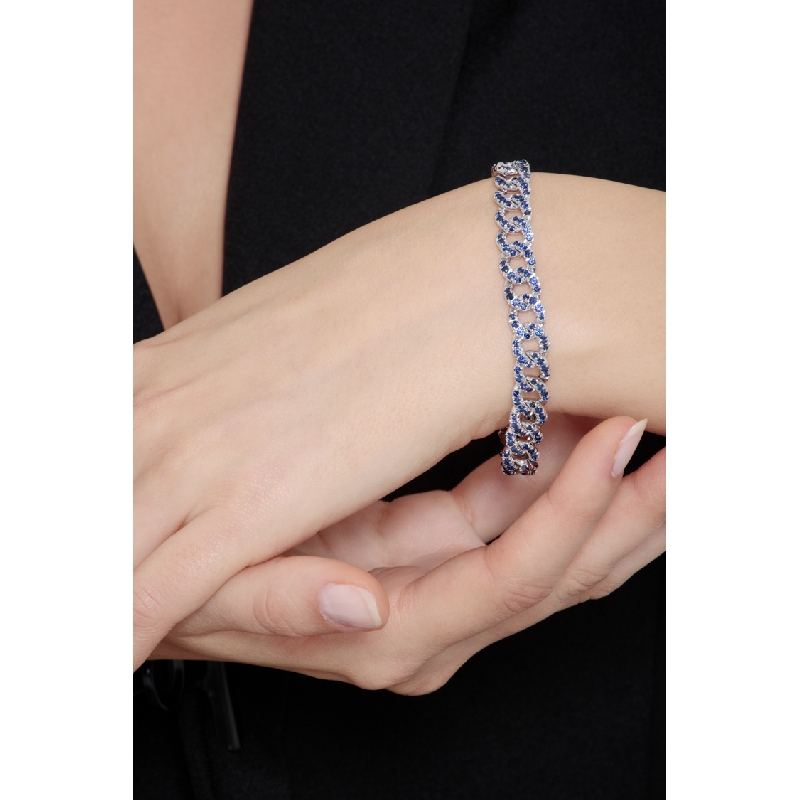 Bracelet maille gourmette en or blanc 18k avec saphirs bleus Bracelet maille gourmette en or blanc 18k avec saphirs bleus