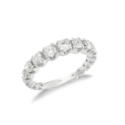 Alliance en or blanc 18k ornée de diamants