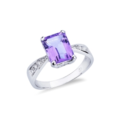 Bague en or blanc 18k améthyste octogonale et diamants