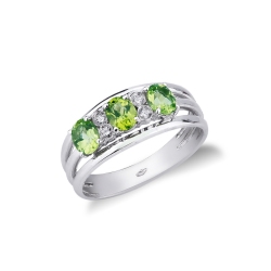 Bague en or blanc 18 carats avec péridots et diamant