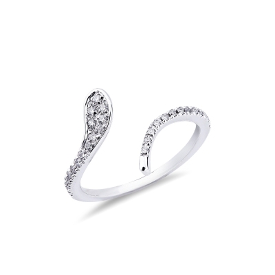 Bague design serpent en or 18k avec diamants