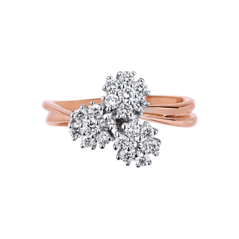 Bague en or rose et blanc avec trois fleurs et diamants Bague en or rose et blanc avec trois fleurs et diamants