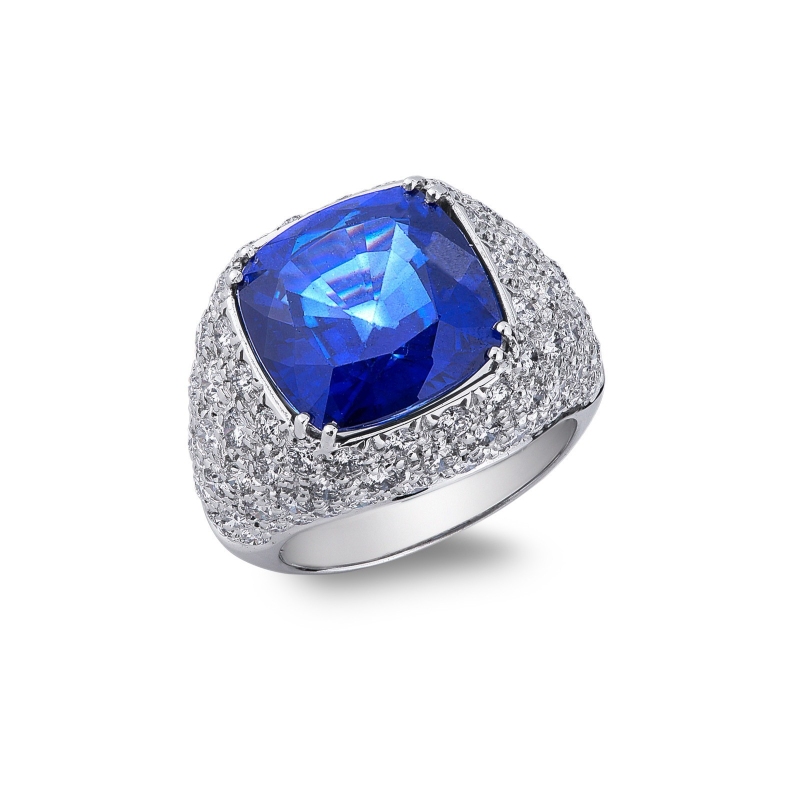 Bague saphir bleu et diamants en or blanc 18k Bague saphir bleu et diamants en or blanc 18k