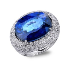 Bague or blanc 18k avec saphir ovale et pavé de diamants