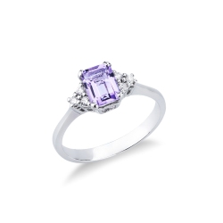 Bague  avec améthyste en or blanc 750