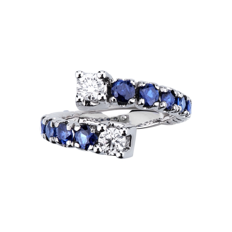Bague toi et moi or blanc 18 carats avec saphirs bleus et diamants  Bague toi et moi or blanc 18 carats avec saphirs bleus et diamants