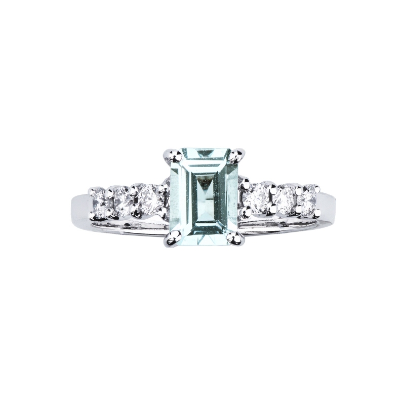 Bague avec brillants et aquamarine rectangulaire Bague avec brillants et aquamarine rectangulaire