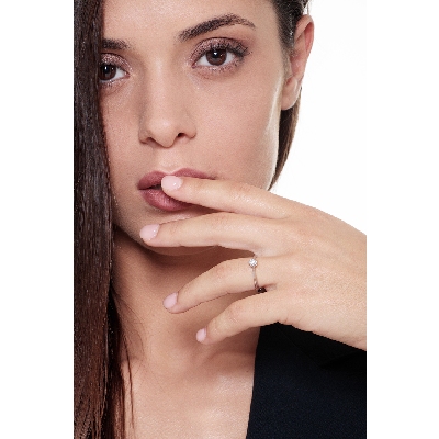 Solitaire bague en or blanc 18k avec diamant 0.20 ct