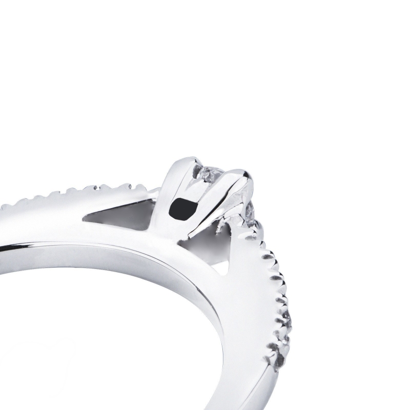 Bague Alliance en Or Blanc 18k avec Diamant central 0.15 ct