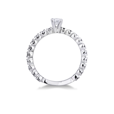 Alliance en or blanc avec diamants