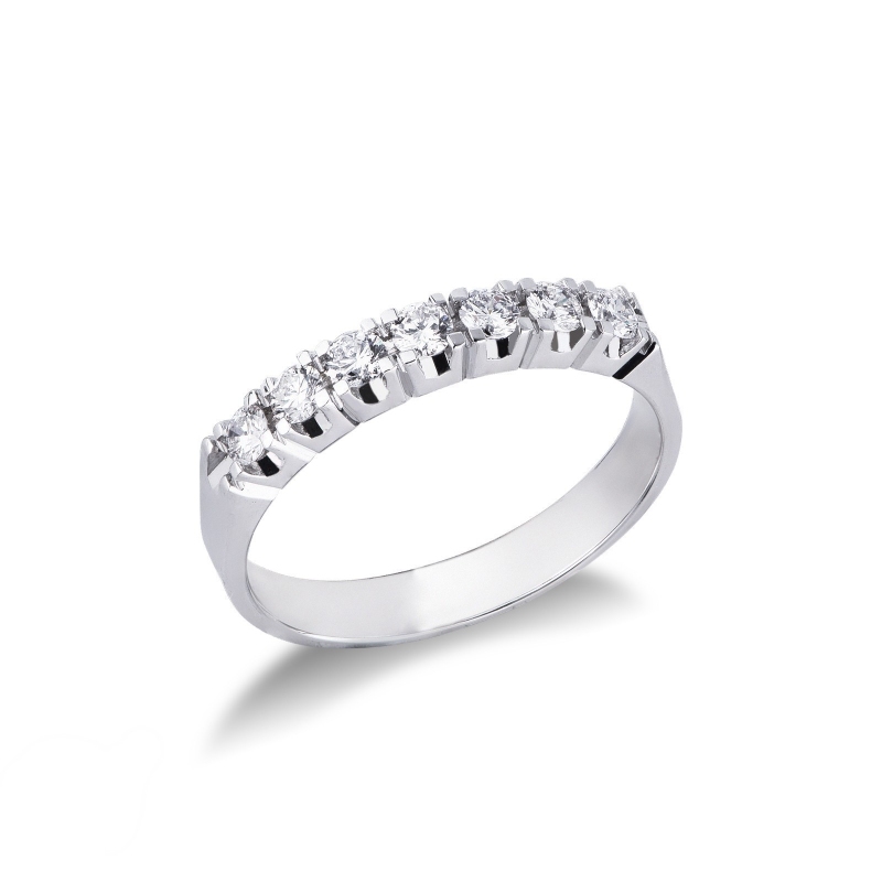 Bague en Or Blanc 18k avec 7 diamants taille brillant ct 0.45