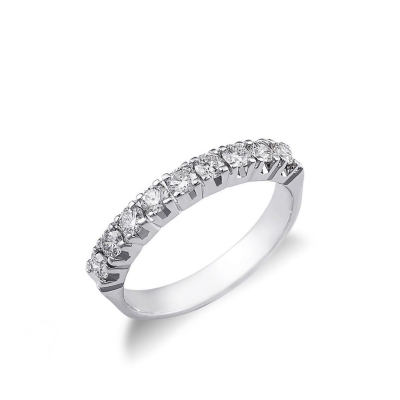 Bague à 9 pierres en or blanc 18k avec diamants ct 0.65