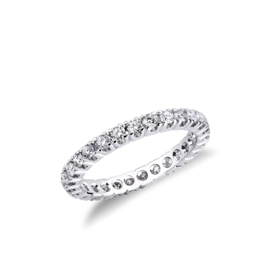 Bague modèle éternité en or blanc 18k entourée de diamants