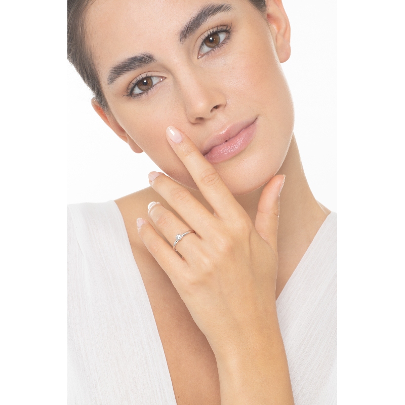 Solitaire or blanc 750 diamant 0.15 ct Solitaire or blanc 750 diamant 0.15 ct