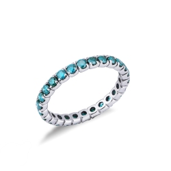 Bague eternity en Or Blanc 18 carats sertie de diamants bleu