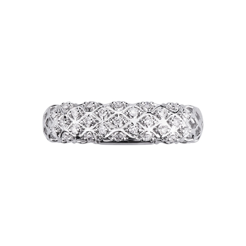 Bague en or blanc 18 carats avec diamants  Bague en or blanc 18 carats avec diamants