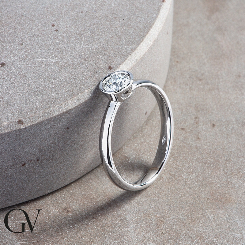 Solitaire en or blanc 750 avec diamant  0.50 ct Solitaire en or blanc 750 avec diamant  0.50 ct