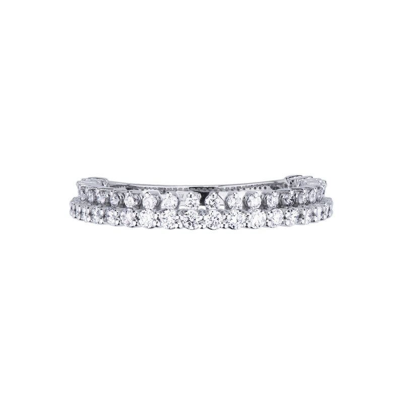 Bague design en or blanc 18k sertie de diamants  Bague design en or blanc 18k sertie de diamants