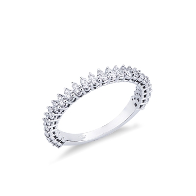  Bague design en or blanc 18k sertie de diamants