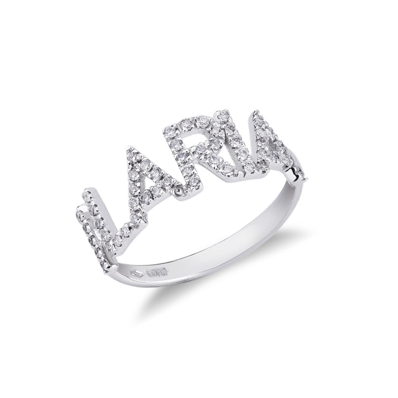 Bague en or blanc 18k avec le prénom ILARIA serti de diamants