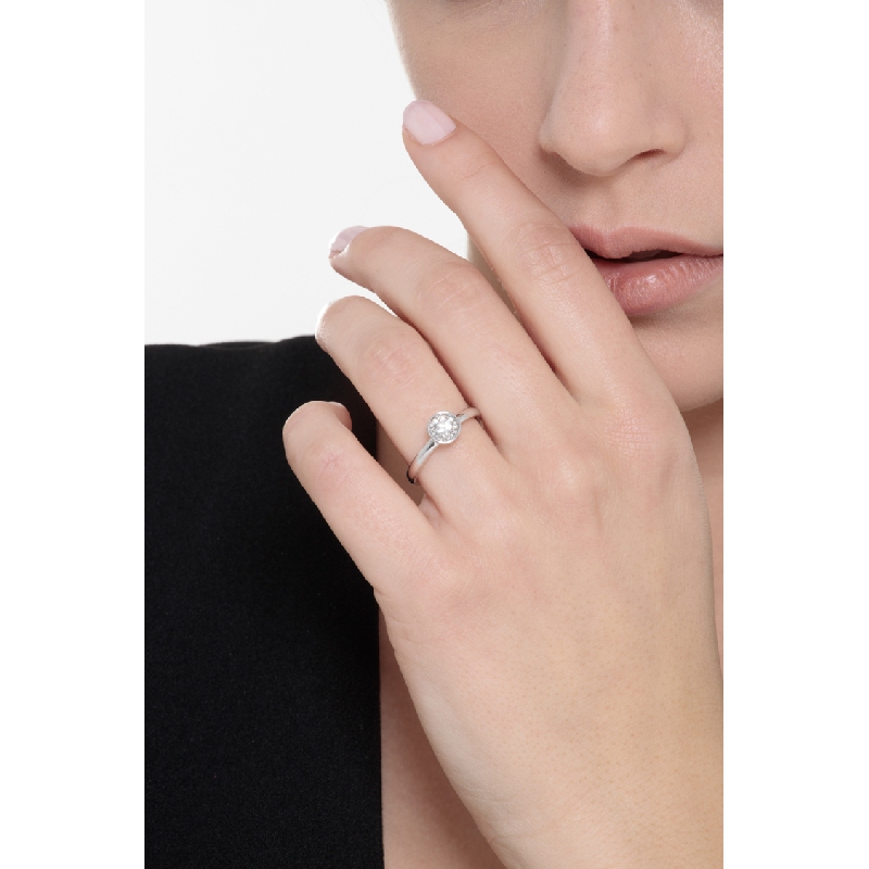 Solitaire en or blanc 18k diamant brillant 0.70 ct Solitaire en or blanc 18k diamant brillant 0.70 ct