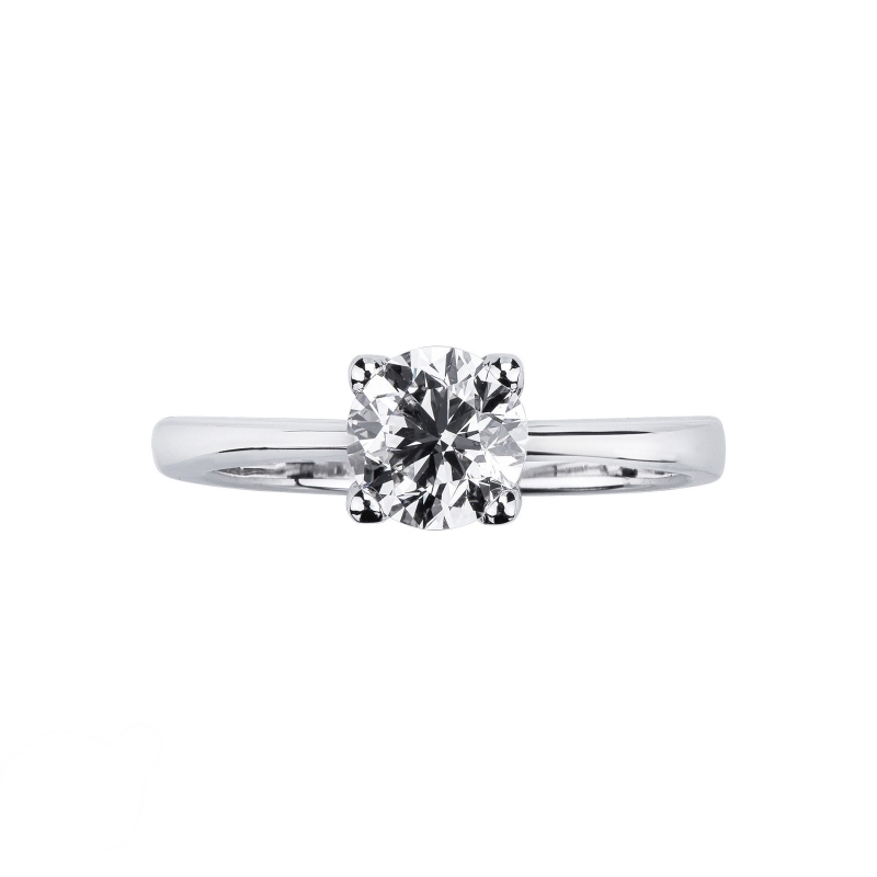 Bague solitaire linéaire à griffes en or blanc avec diamant ct. 0,90 Bague solitaire linéaire à griffes en or blanc avec diamant ct. 0,90