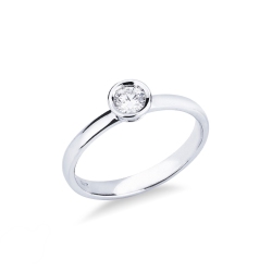 Bague solitaire avec un diamant 0.25 ct