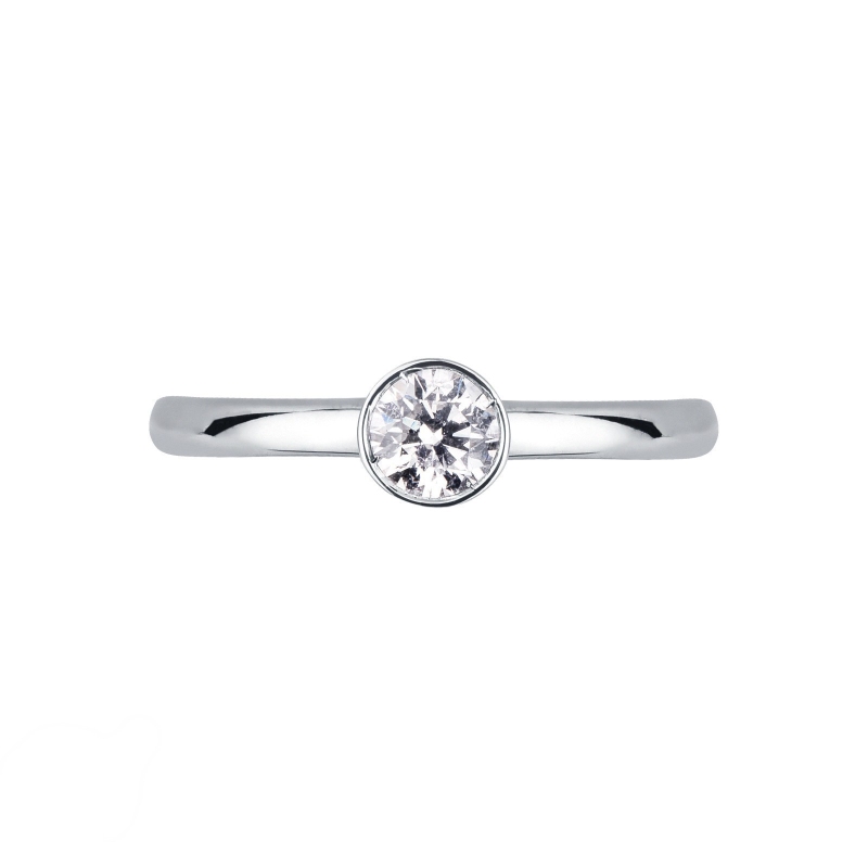 Solitaire en or blanc 750 avec diamant  0.50 ct Solitaire en or blanc 750 avec diamant  0.50 ct