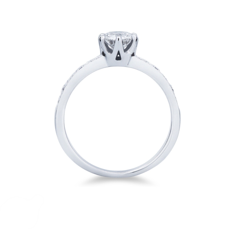 Bague solitaire en or blanc 18 carats et diamant central de 0,70 ct Bague solitaire en or blanc 18 carats et diamant central de 0,70 ct