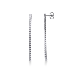 Boucles d'oreilles pendantes en or blanc 18k avec diamants modèle rivière
