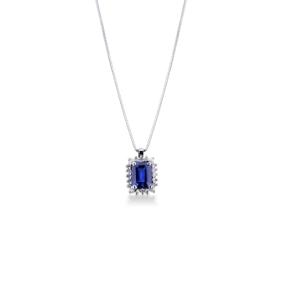 Collier en or blanc 18k saphir bleu taille émeraude et diamants