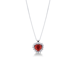 Collier en or blanc 18K avec rubis taille cœur d’environ 6 mm entouré de diamants