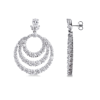 Boucles d’oreilles en or blanc 18 carats et diamants 