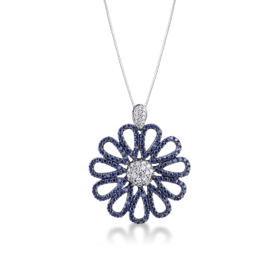 Collier en or blanc 18k avec fleur de saphirs bleus et diamants