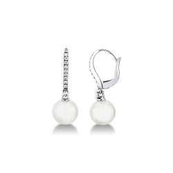 Boucles d’oreilles en or blanc 18k avec diamants et perles