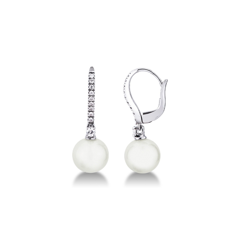 Boucles d’oreilles en or blanc 18k avec diamants et perles