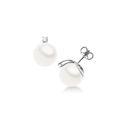 Boucles d’oreilles femme en or blanc 18k avec perles naturelles et diamants