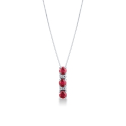 Collier en or blanc 18k trilogy en rubis et diamants