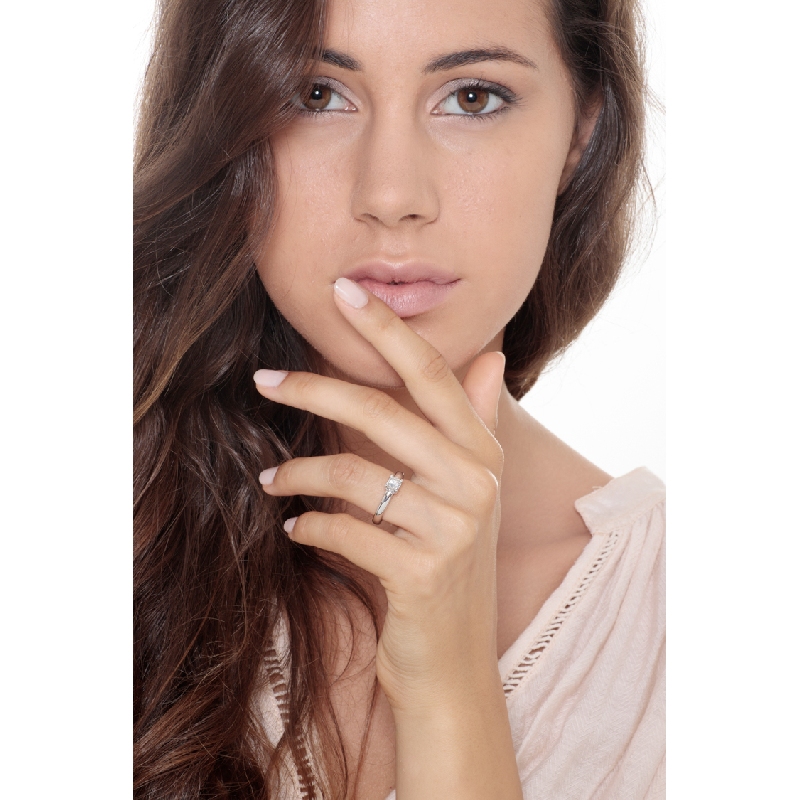 Solitaire or blanc et diamant 0.40 ct Solitaire or blanc et diamant 0.40 ct