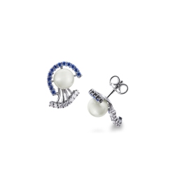 Boucles d’oreilles en or blanc 18K avec perles et saphirs bleus