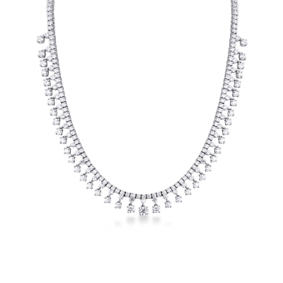 Collier en or blanc 18 carats avec pendantes en diamants
