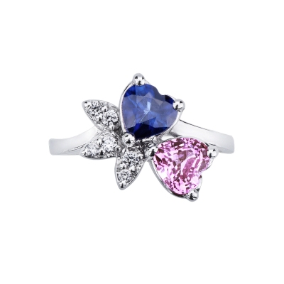 Bague en or blanc 18K avec saphirs bleus et roses