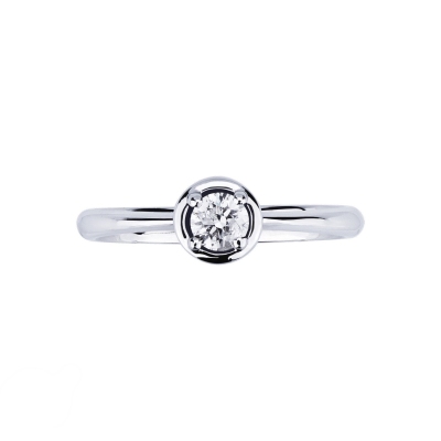 Bague solitaire or blanc 18k cœur diamant 0.25ct taille brillante