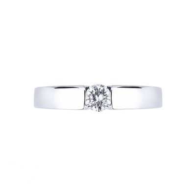 Bague solitaire moderne en or blanc 18k avec diamant 0,25ct
