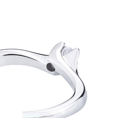 Bague solitaire en or blanc 18 ct avec diamant 0,10 ct