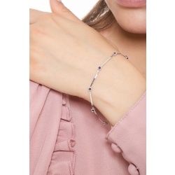 Bracelet alterné en or blanc 18 carats avec saphirs bleus 2
