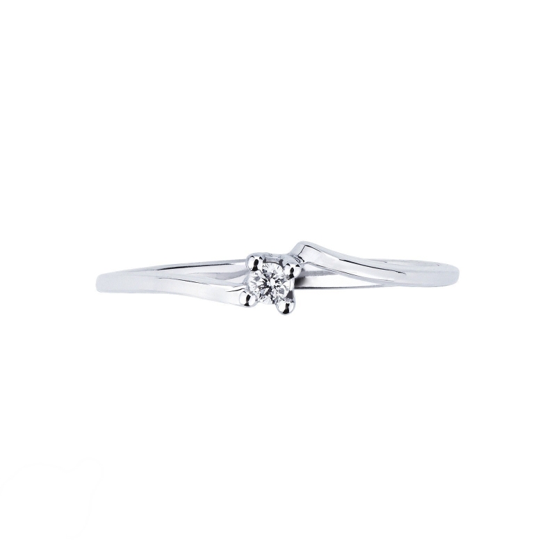 Bague solitaire en or blanc 18 carats avec diamant Bague solitaire en or blanc 18 carats avec diamant