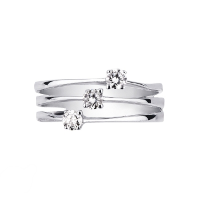 Bague trois anneaux en or blanc 18k avec trois diamants 0,30 ct
